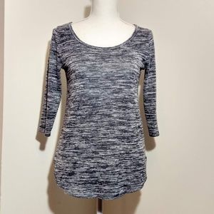 2/$15   Hollister 3/4 Sleeve Top in EUC!